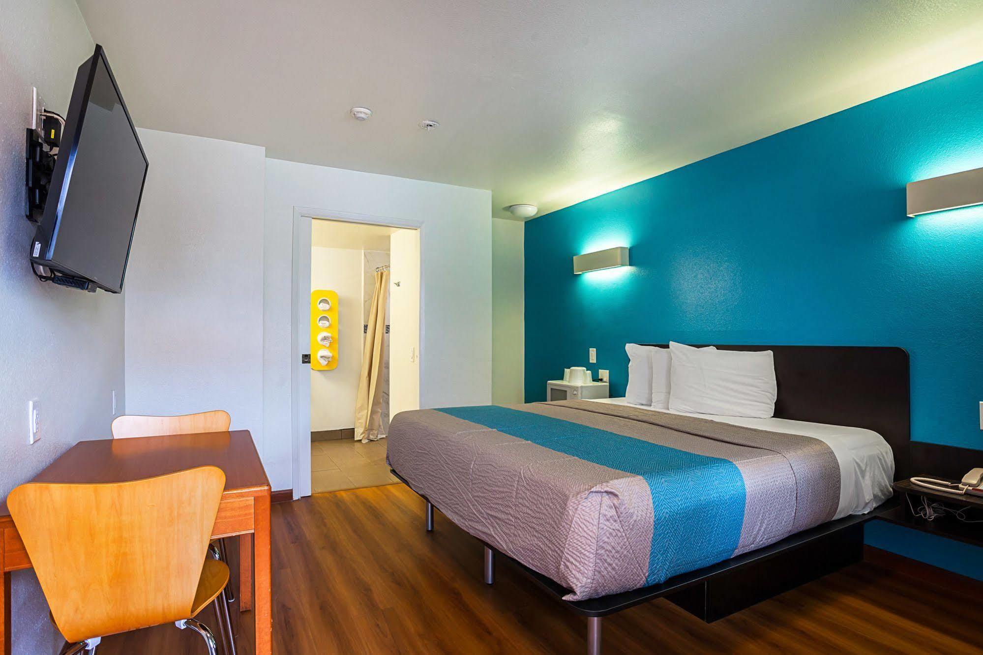 Pacific Inn Motel Вентура Экстерьер фото